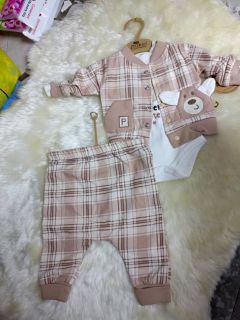 41 DoudouMama ensemble haut pantalon barboteuse 1 8500